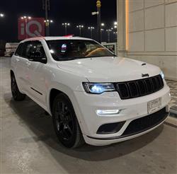 جیپ گراند شیرۆکی